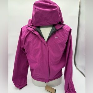 Women's NIKE Storm-FIT Swift Running Jacket Hot Fuchsia Sz Small-Tall NWT